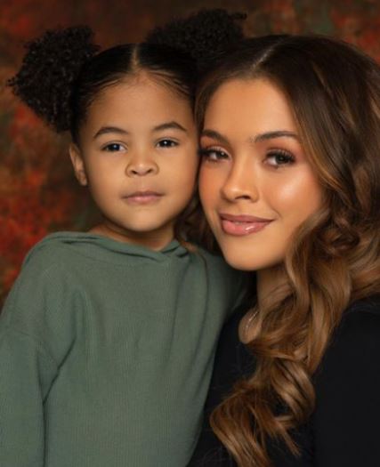 Kaari Jaidyn Morant with her mom Kadre Dixon